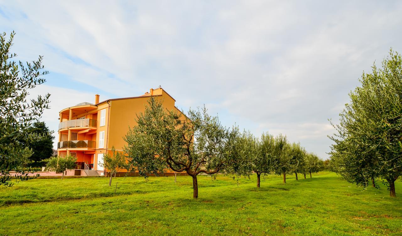 Apartman Andrea L Pomer Dış mekan fotoğraf